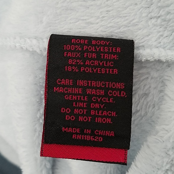 Adrienne Landau Baby Blue Faux Fur Robe - Picture 7 of 7